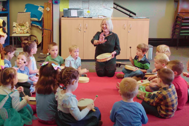 understanding-the-benefits-of-music-education for-three-to-five-year-old-children