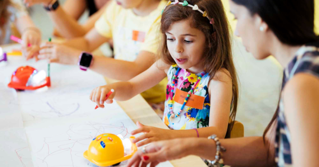 ‘stay-and-play’-at-the-qut-children’s-technology-centre-during-live-wires