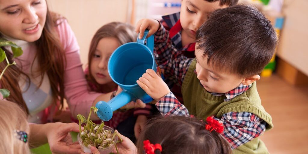 early-childhood-learning-trajectories:-what,-why,-how? early-childhood-learning-trajectories:-what,-why,-how?